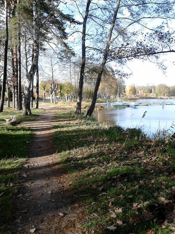 Müllrose Ferienhaus Pauline Am See מראה חיצוני תמונה